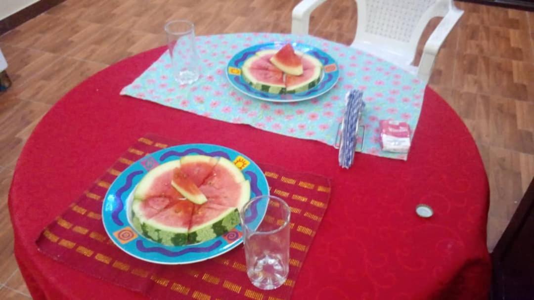 L&J Modern Backpackers Kigamboni Beach House Bed and Breakfast Dar es Salaam Esterno foto