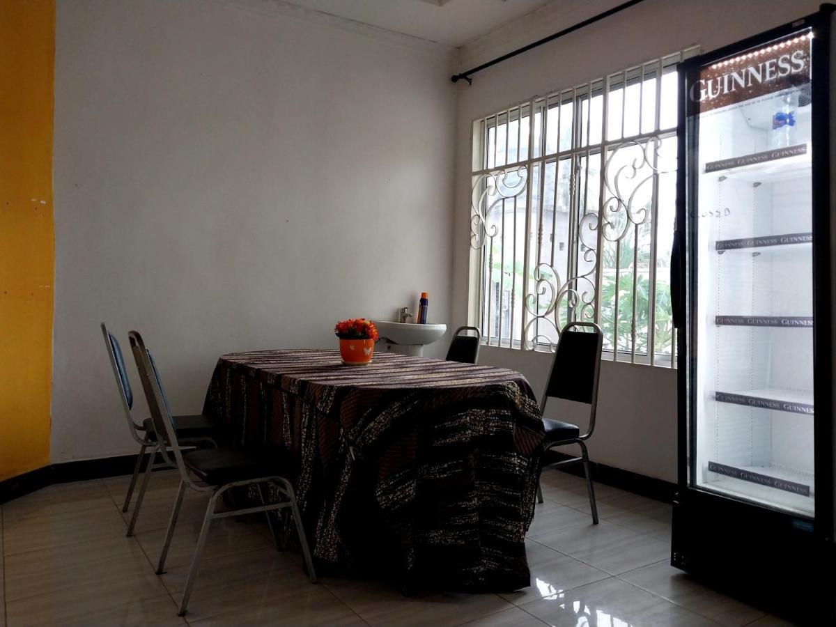 L&J Modern Backpackers Kigamboni Beach House Bed and Breakfast Dar es Salaam Esterno foto