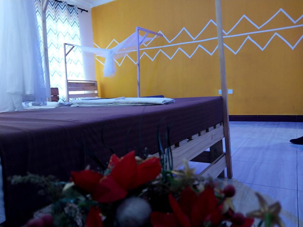 L&J Modern Backpackers Kigamboni Beach House Bed and Breakfast Dar es Salaam Esterno foto