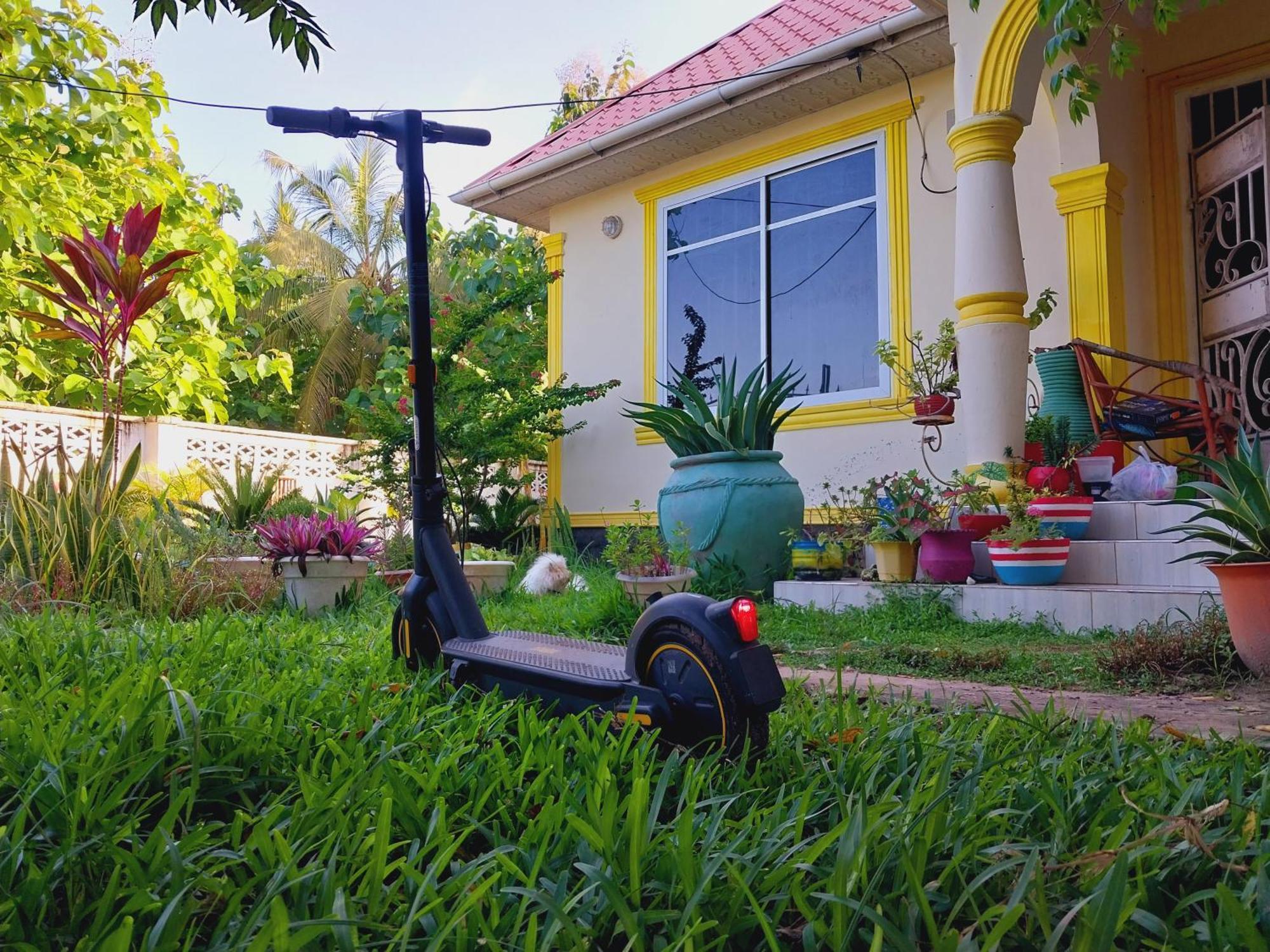 L&J Modern Backpackers Kigamboni Beach House Bed and Breakfast Dar es Salaam Esterno foto